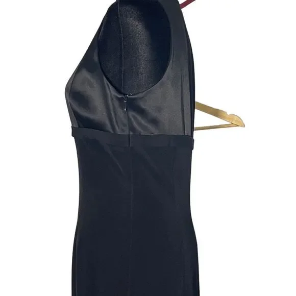 Tahari Vintage Black Low V-Neck Gown Size 6 - Picture 7 of 15